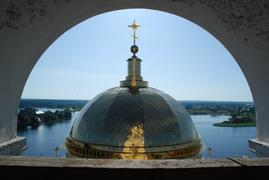 Полушария окружностей.