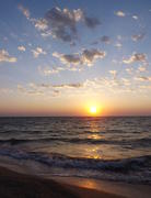 Рассвет на море