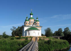 Собор Смоленской Иконы Божией Матери на острове Мариам в Олонце.